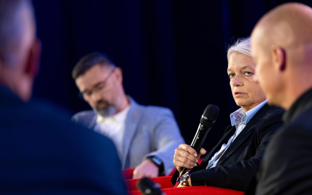 Nova doba financ: digitalni razvoj zahteva tudi varnost in finančno pismenost